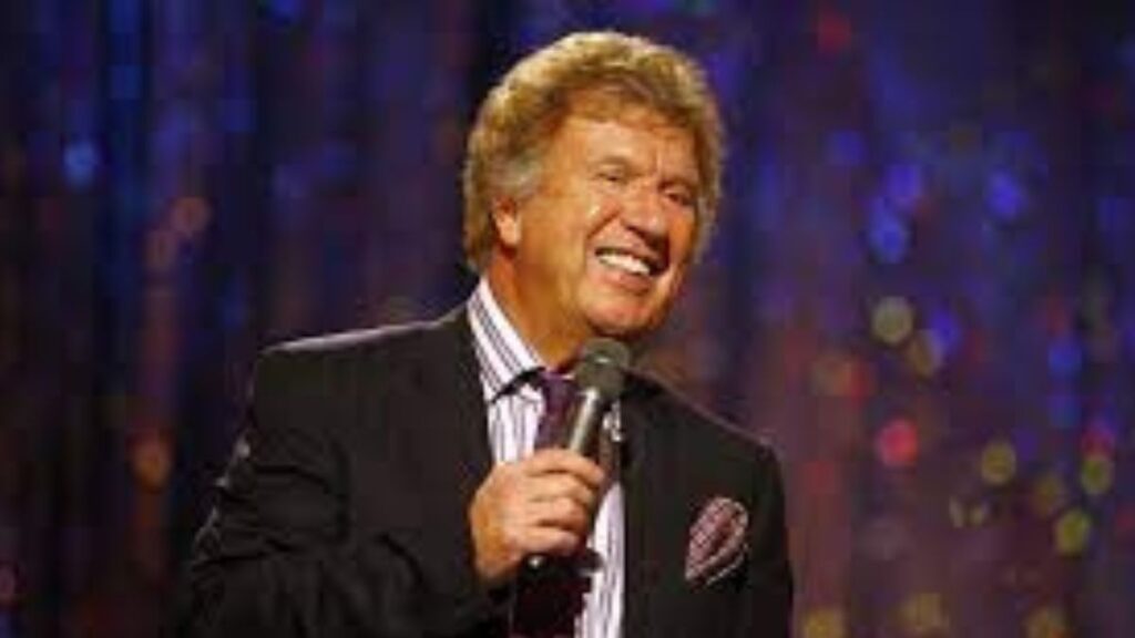 Net Worth, Salary & Earnings of Bill Gaither in 2023