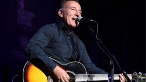 Net Worth & Salary of Bruce Springsteen in 2023
